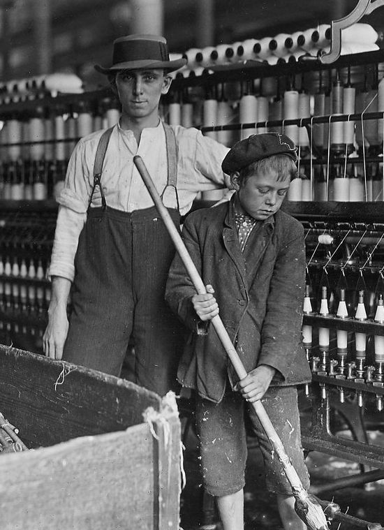 child working in the industrial revolution